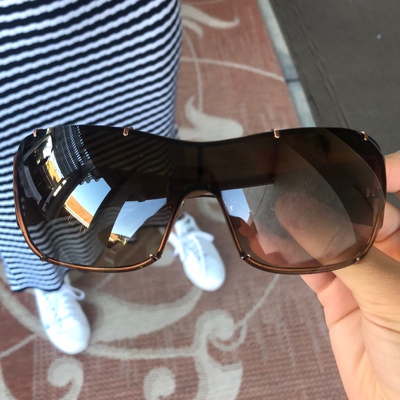 VERSACE SUNGLASSES - Picture 3 of 6